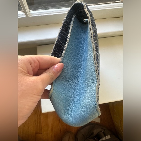 Chanel Classic Single Medium Flap Bag Tweed and calfskin 18x 2014 - Picture 14 of 17